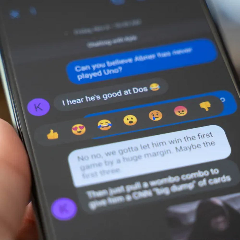 Google Messages now has iMessage reactions, live transcriptions, portrait blur, and other features similar to iMessage-thumnail