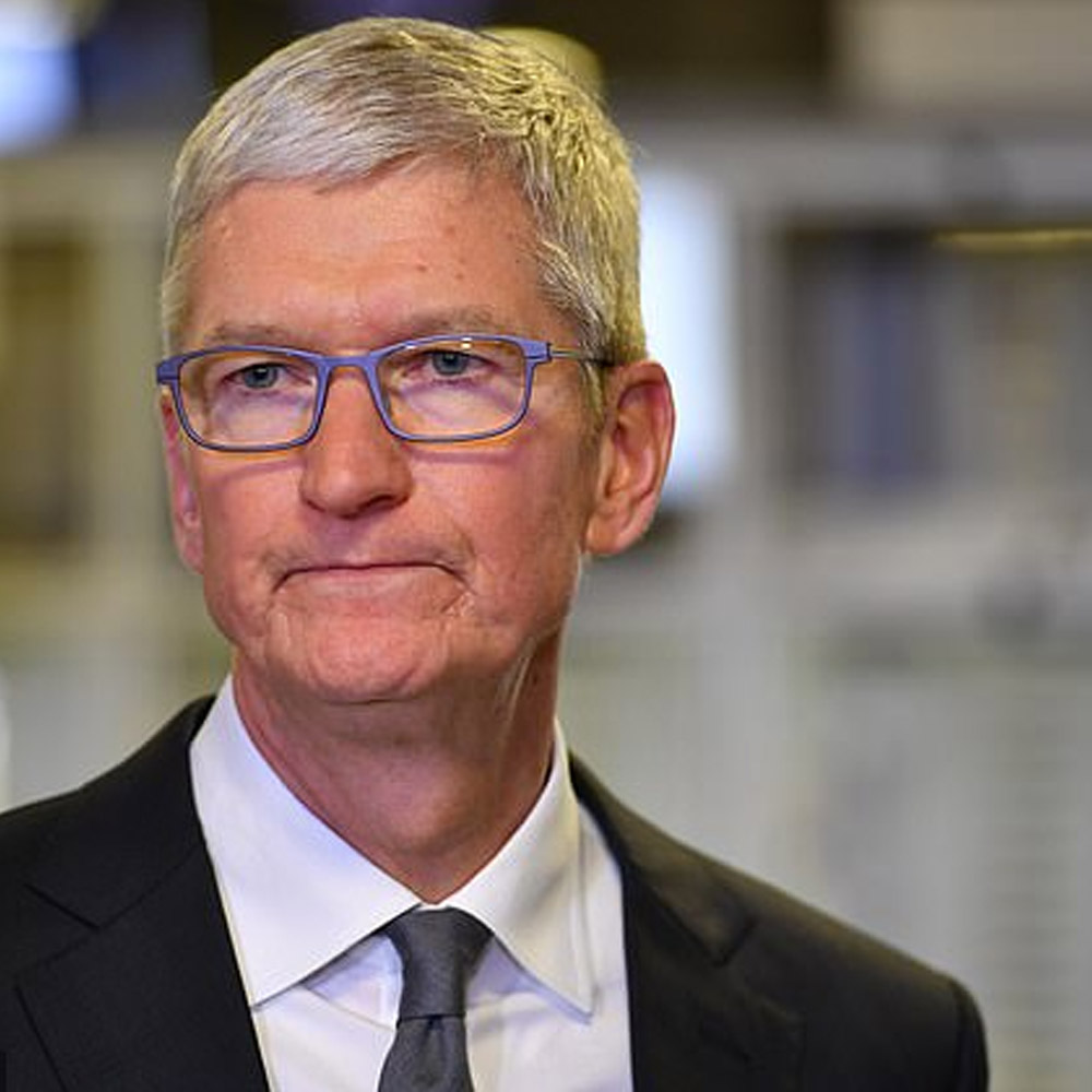 Tim Cook Apple’s CEO warns staff not to lose sight of humanity during the Ukraine-Russia conflict-thumnail