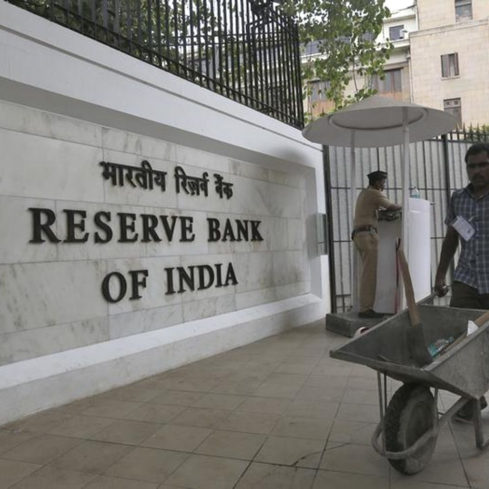 <strong>RBI rejects 6 bank applications as not suitable under the Guidelines for ‘on tap’ Licensing; 5 others being examined. </strong>-thumnail