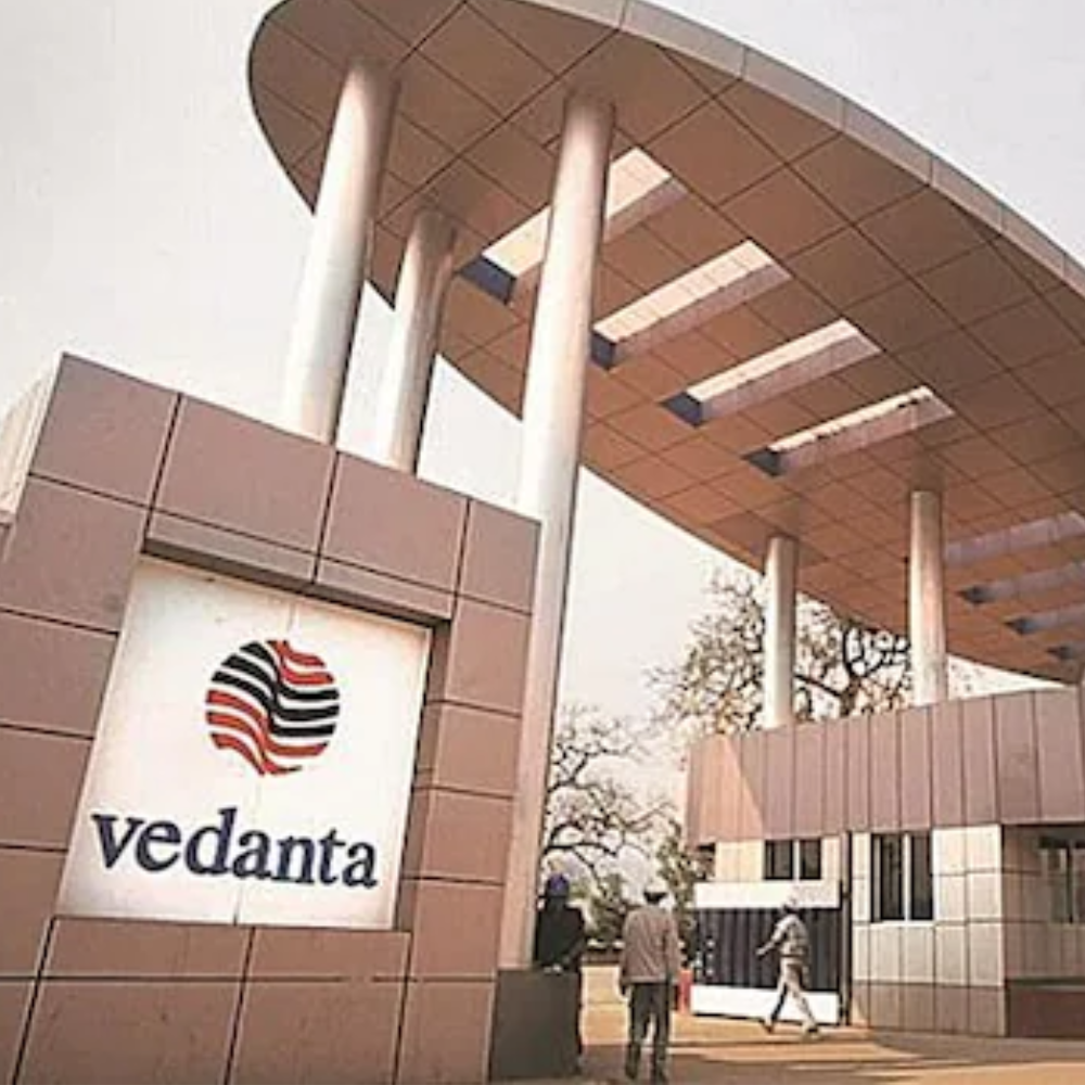 <strong>Vedanta to borrow 4809 crore through 10 year bonds, LIC likely to provide the capital.</strong>-thumnail