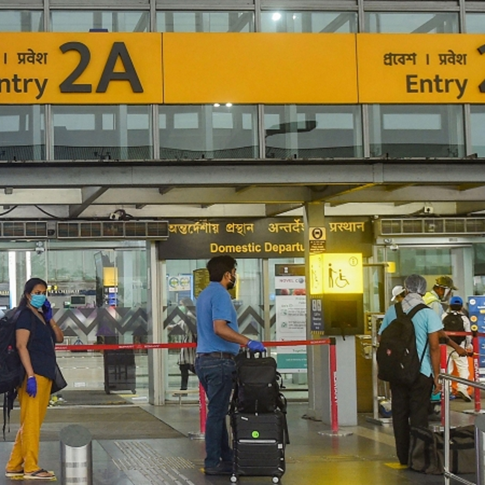 <strong>Airlines cannot charge additional amount for issuing boarding passes at airport: Government</strong>-thumnail