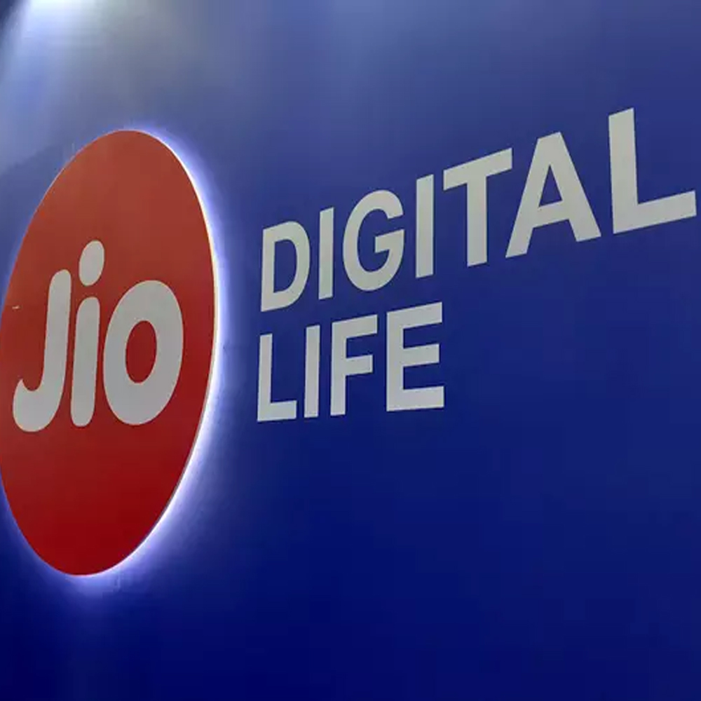 <strong>Reliance Jio Infocomm Ltd deposits a whopping ₹14,000 crore for 5G spectrum auction</strong>-thumnail