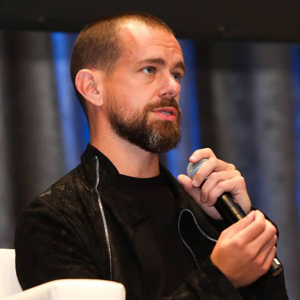 As the price of bitcoin falls, Jack Dorsey’s Block slows hiring and investment-thumnail