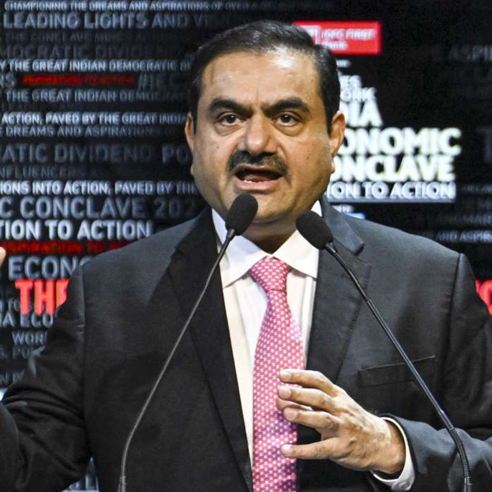 Adani group to build 3 Giga factories for manufacturing Solar modules-thumnail