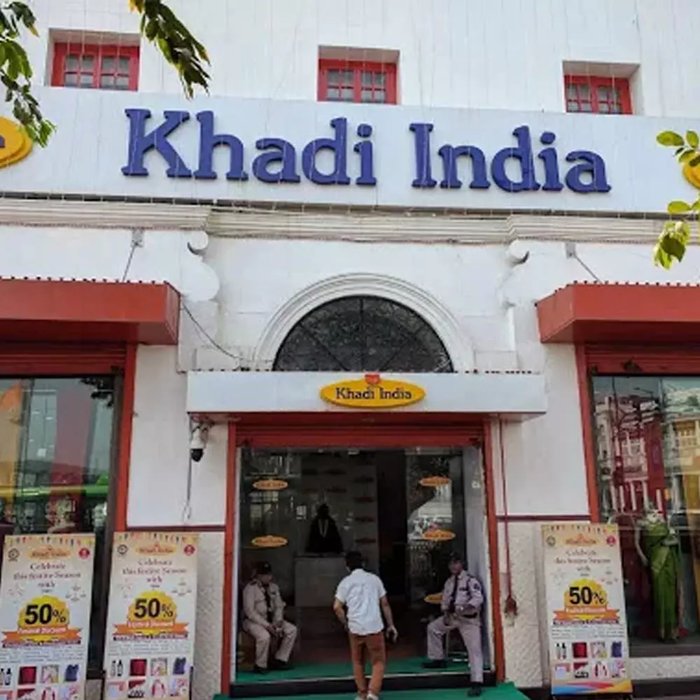 <strong>KHADI: STORY OF RAGS TO RICHES</strong>-thumnail