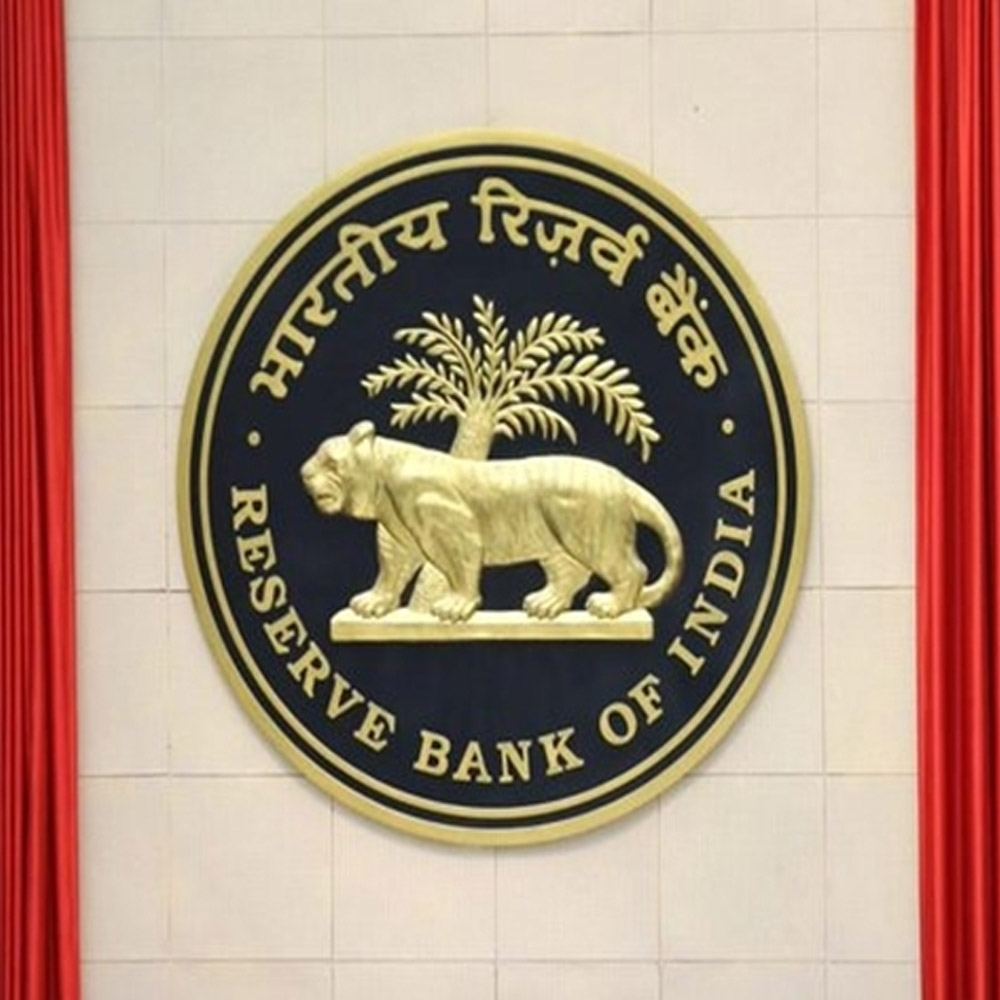 RBI put out an alert list of illegal forex trading apps and websites.-thumnail