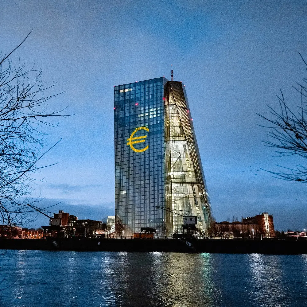 <strong>ECB hikes interest rate by historic 75bps to restrict rising inflation</strong>-thumnail