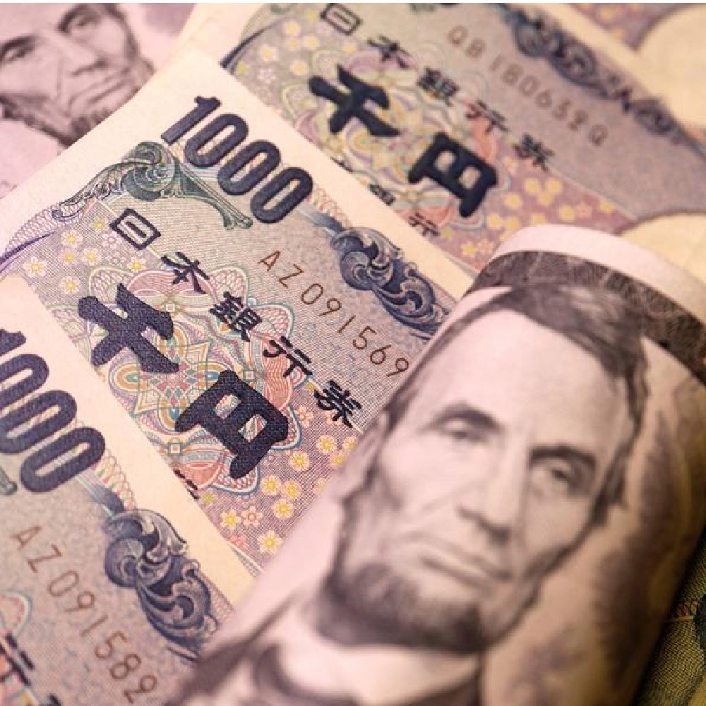 Japan unveils new economic package amid weak yen - Post Image