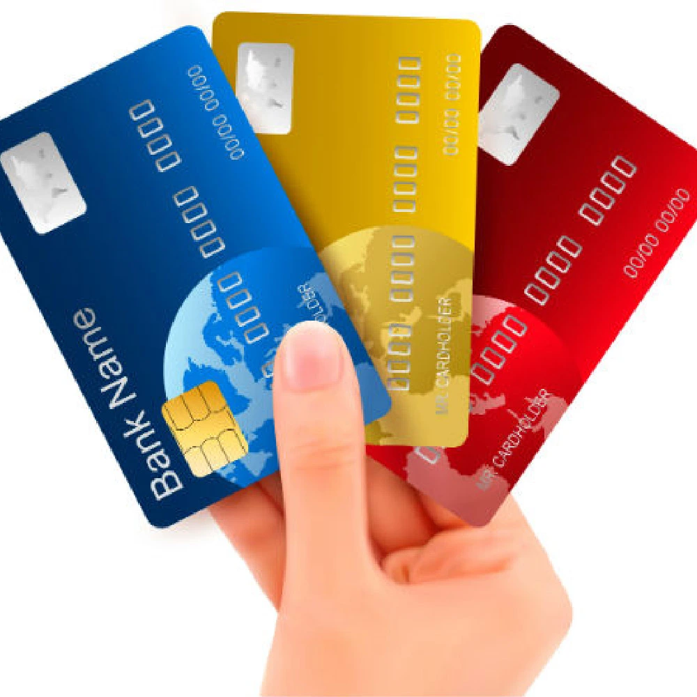 Should you use your credit card to withdraw cash?-thumnail