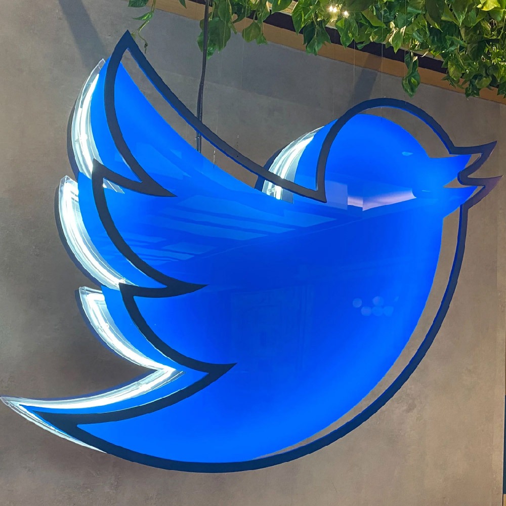 Twitter to roll out paid plans for verified users; $19.99/month-thumnail