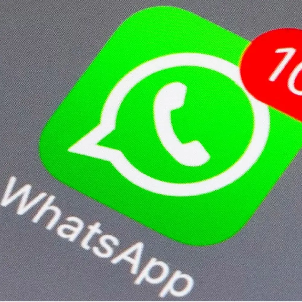 <strong>WhatsApp is testing a premium subscription option for business users, according to a report.</strong>-thumnail