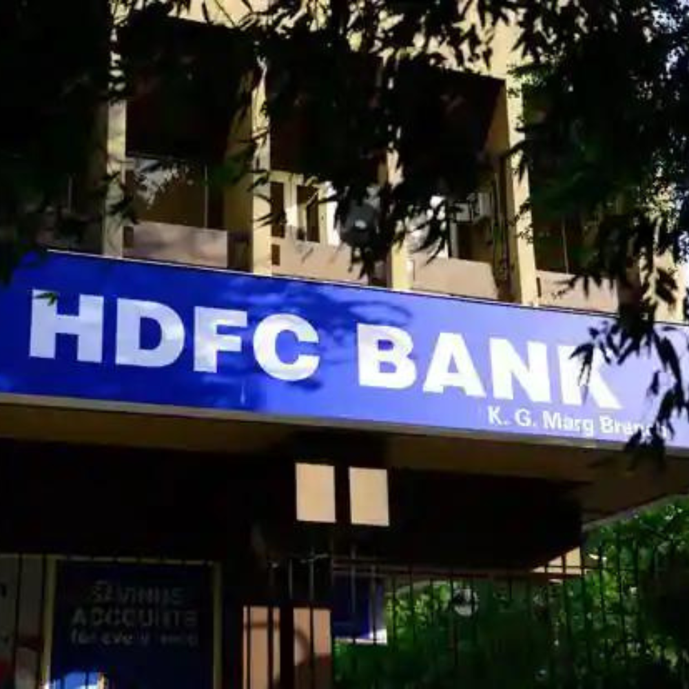 <strong>Shares of HDFC Bank climbs over 1% after Q3 earnings</strong>-thumnail
