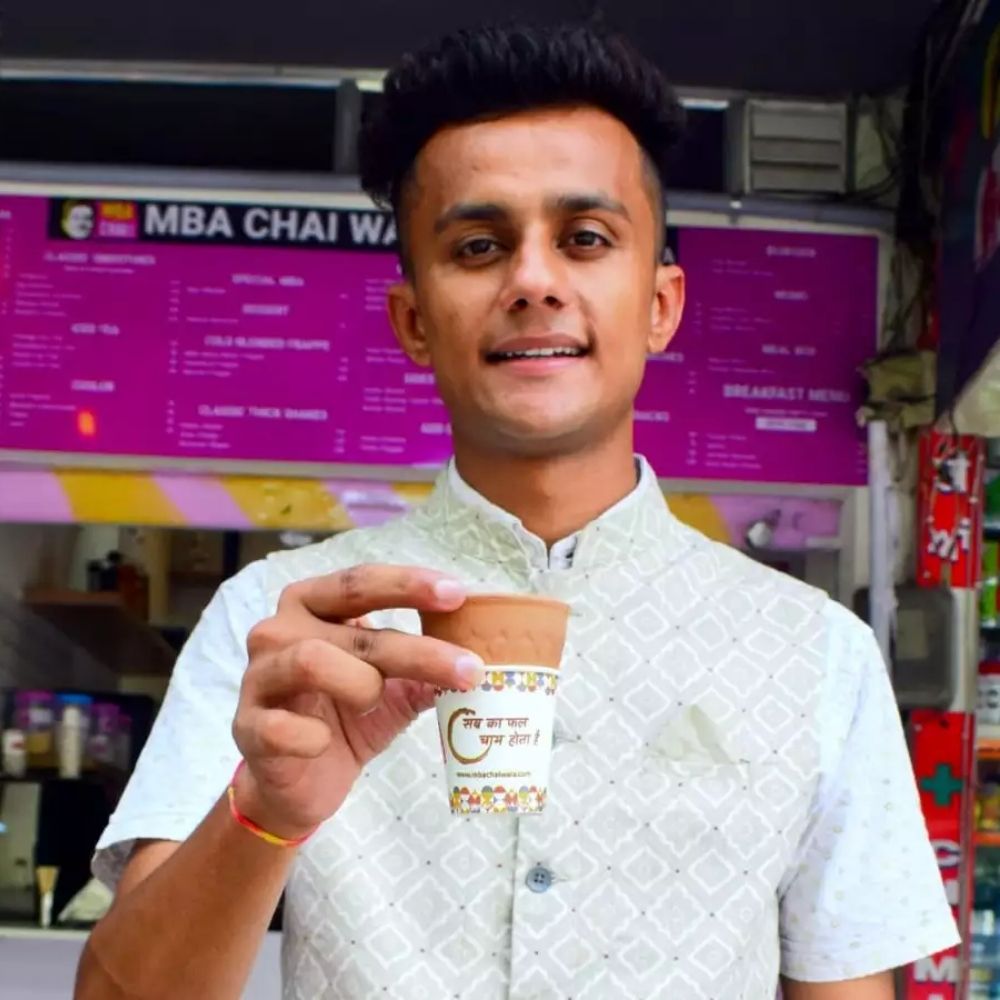 The One Who Loves Chai Should Look Into MBA Chaiwala, Chai Sutta Bar and Chaayos-thumnail