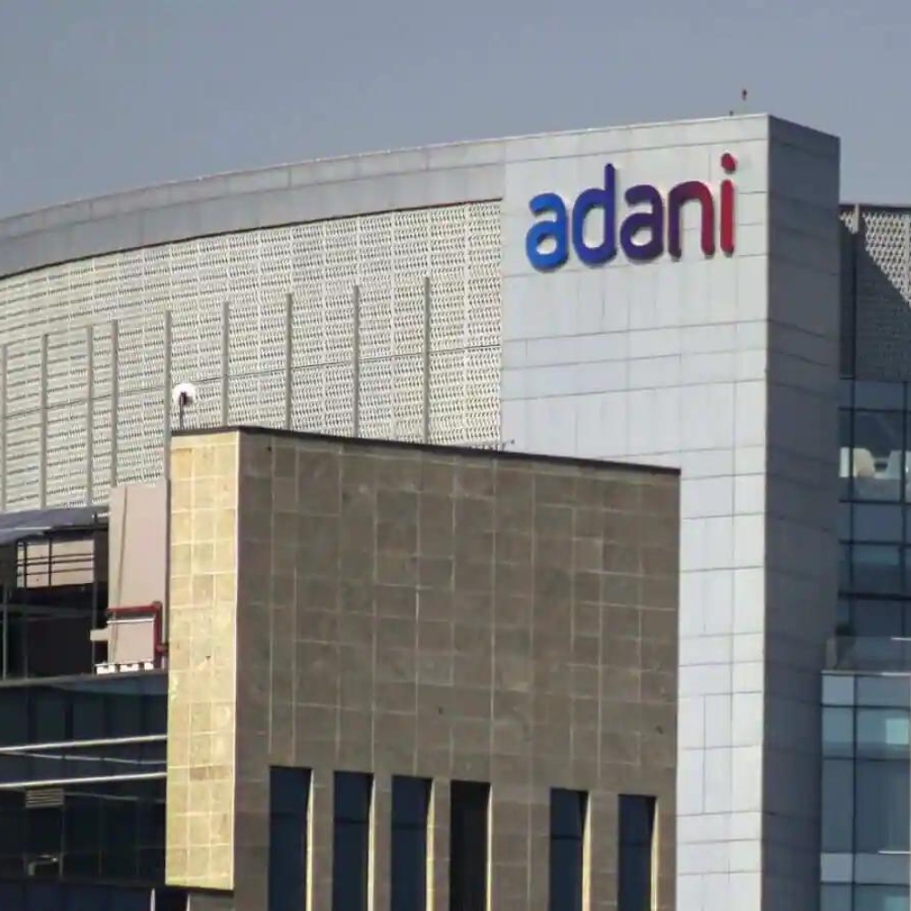 <strong>Standard Chartered stops accepting Adani bonds as collateral after Credit Suisse and Citigroup: Report </strong>-thumnail