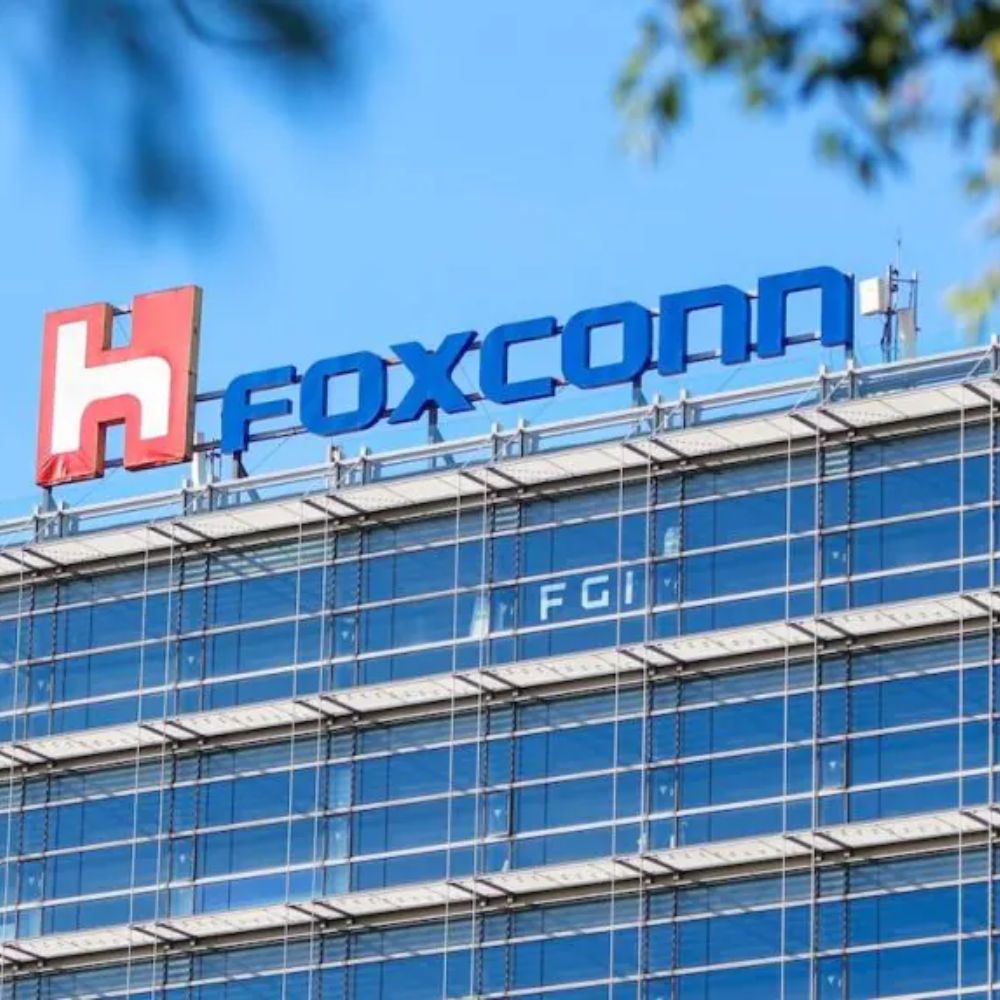<strong>Foxconn pledges to work with Karnataka to advance Bengaluru’s “Project Elephant”</strong>-thumnail