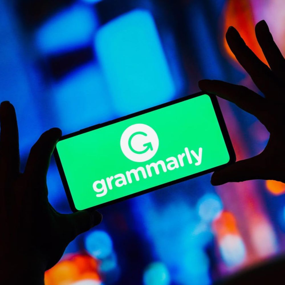 New AI writing assistant released by Grammarly Named GrammarlyGo-thumnail