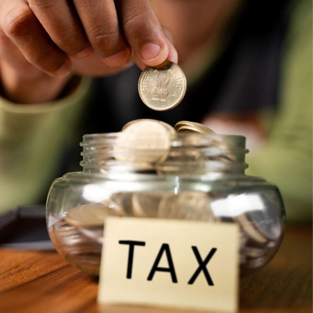 <strong>Tax-Saving Investing Options: Examine These 5 High Return Programs</strong>-thumnail