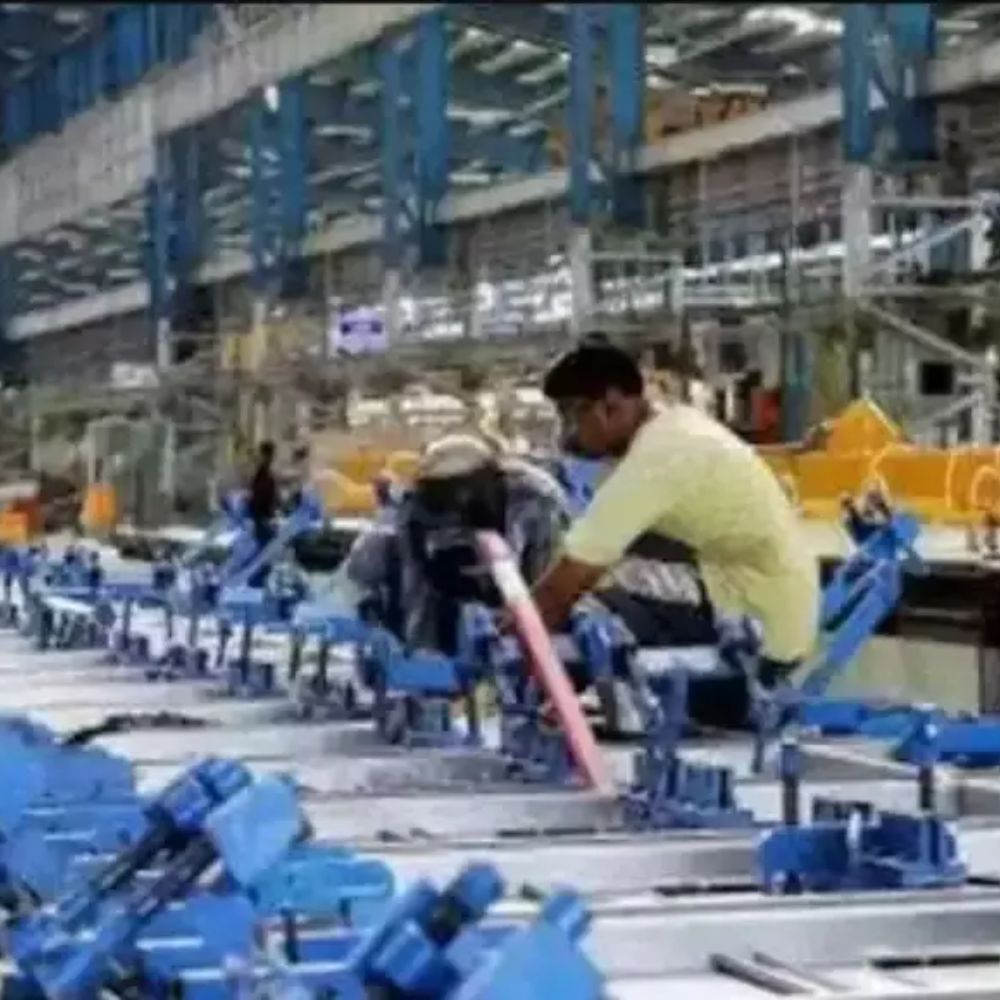 Manufacturing activity in India reaches a three-month high, despite job cuts-thumnail