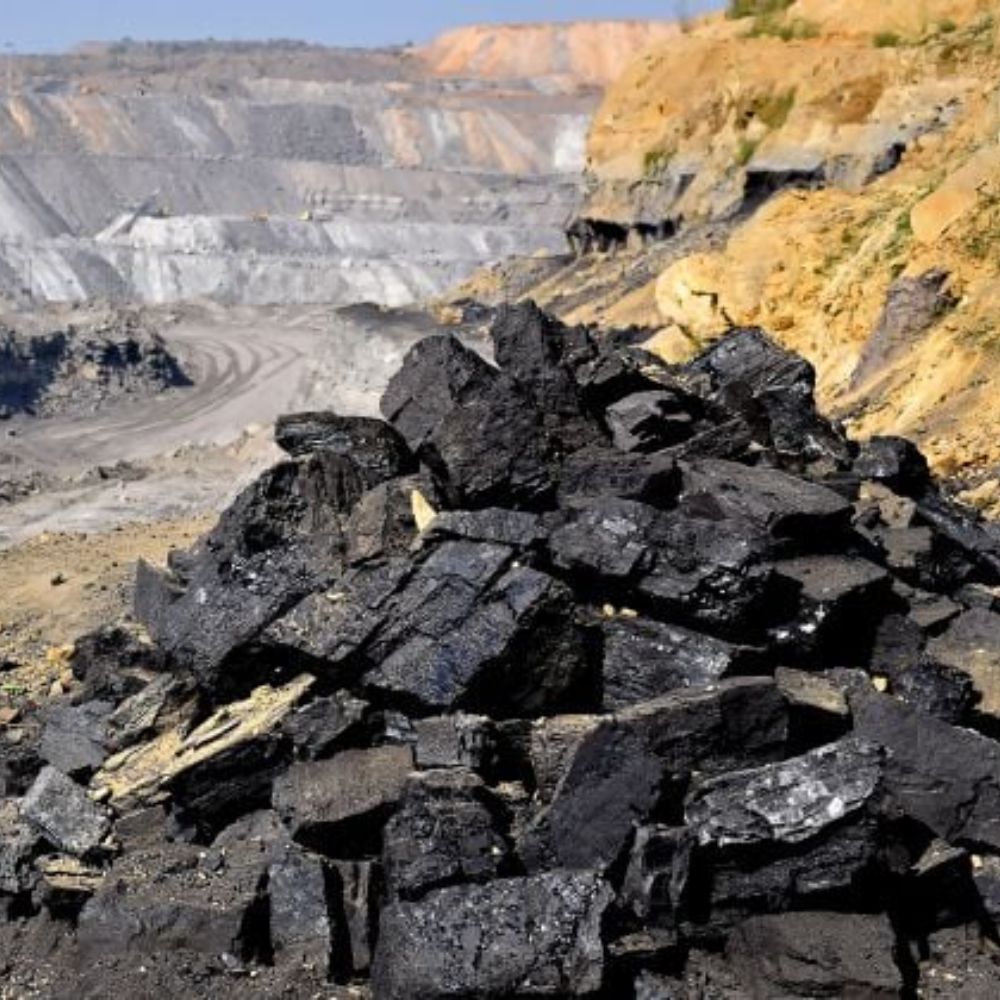India Plans to Continue Using Coal as its Main Energy Source Despite Climate Targets-thumnail