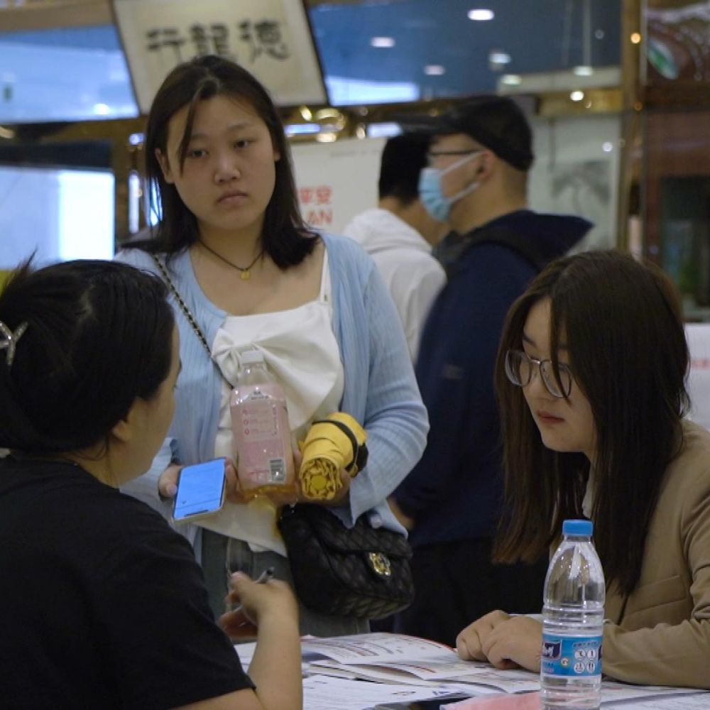 China’s youth face a depressing work market due to record unemployment-thumnail