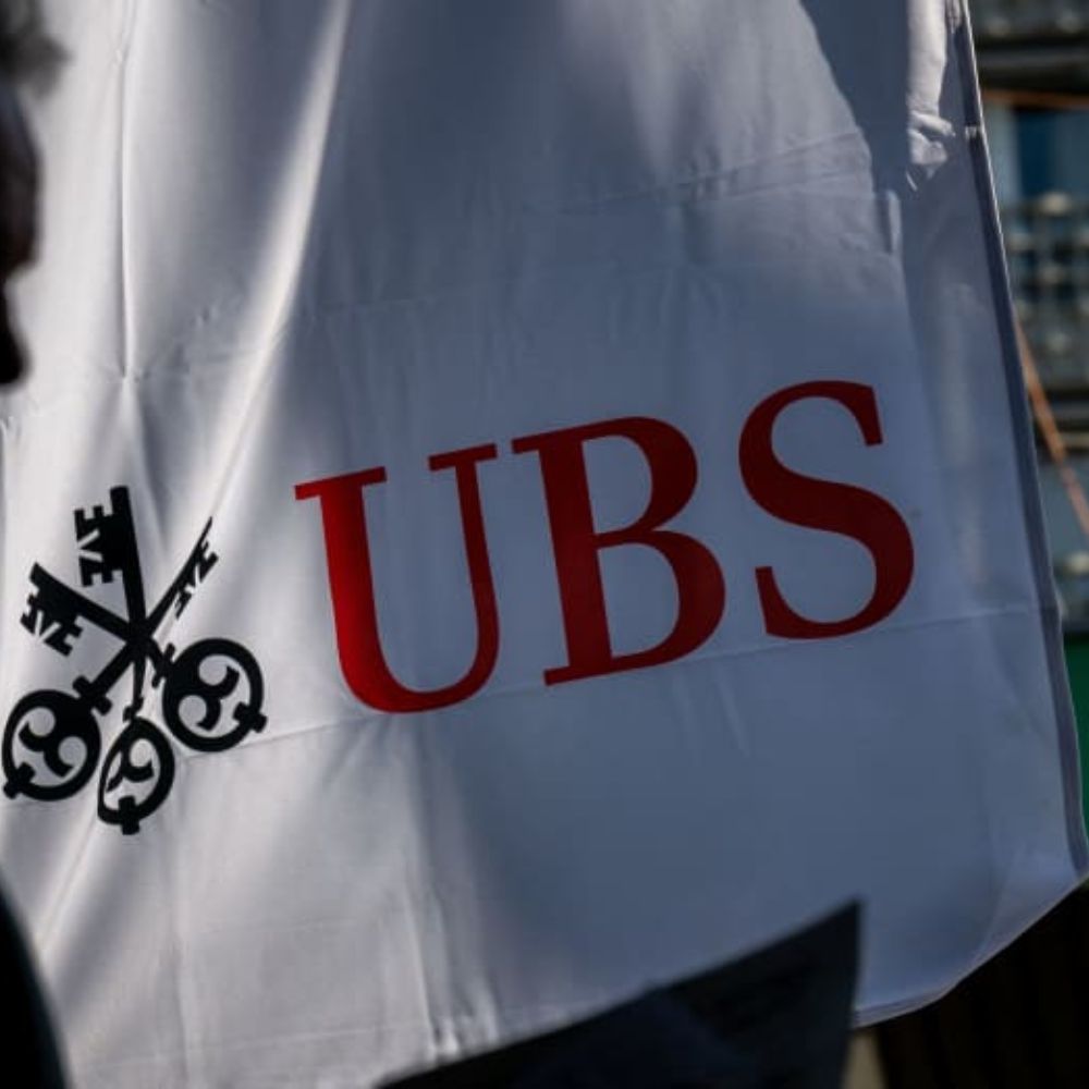 UBS Completes Emergency Takeover of Credit Suisse, Creates Swiss Banking Giant-thumnail