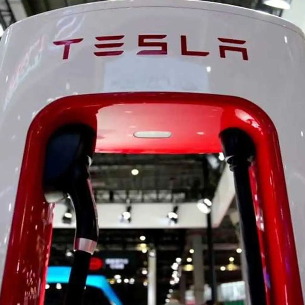 Tesla is in talks to establish a factory in India to produce electric vehicles starting at Rs 20 lakh, according to a report-thumnail