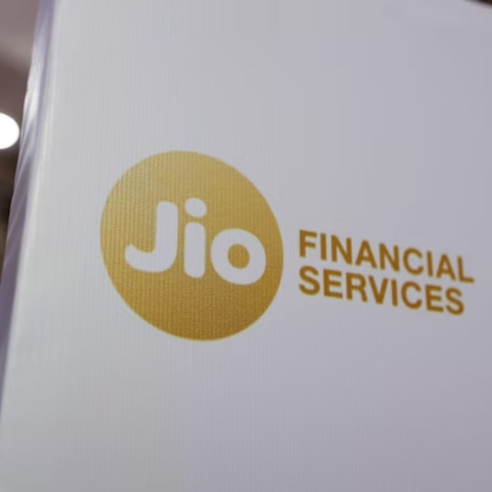Life Insurance Corporation (LIC) acquires a 6.66 percent stake in Jio Financial Services-thumnail