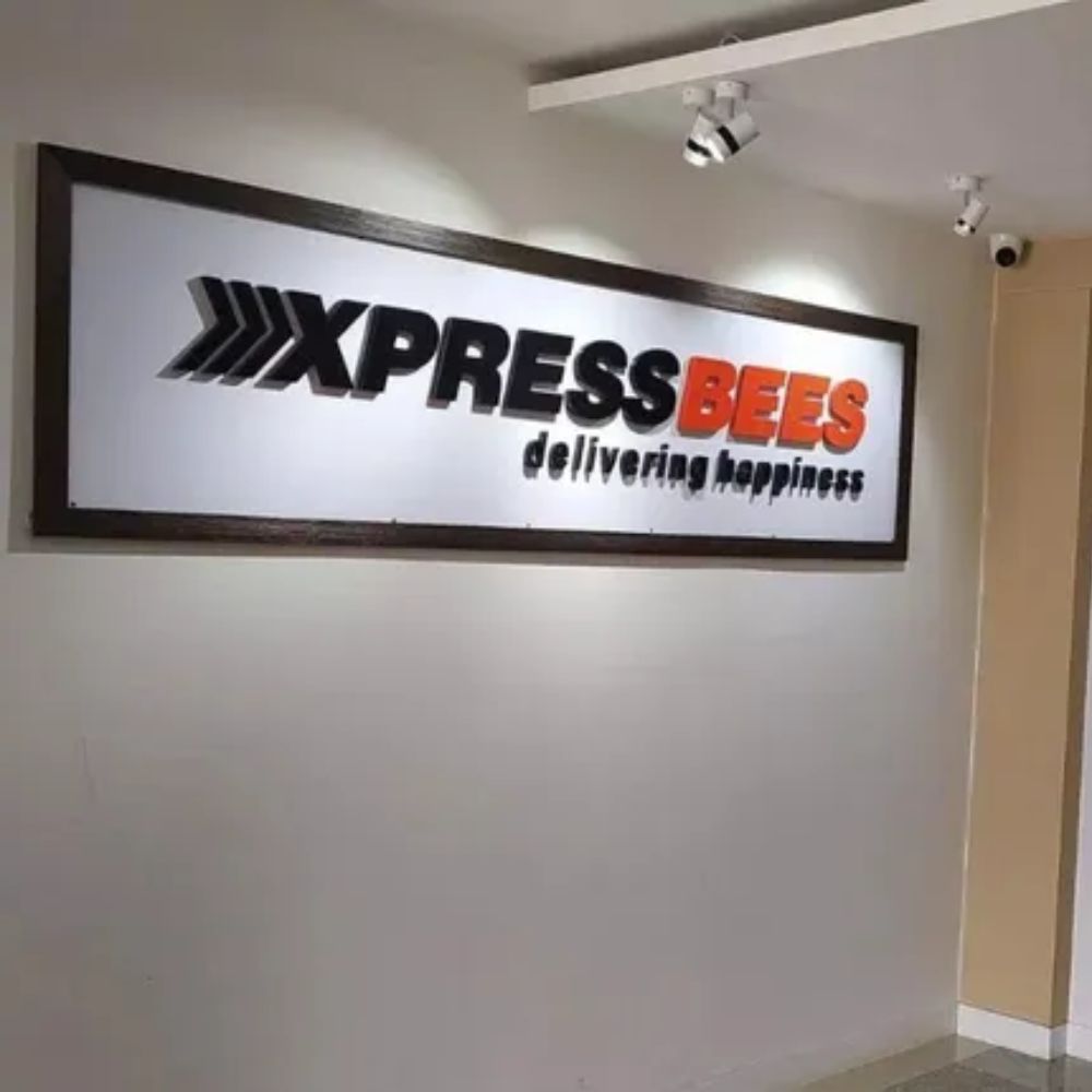 Logistics service provider Xpressbees acquires courier company TrackOn-thumnail