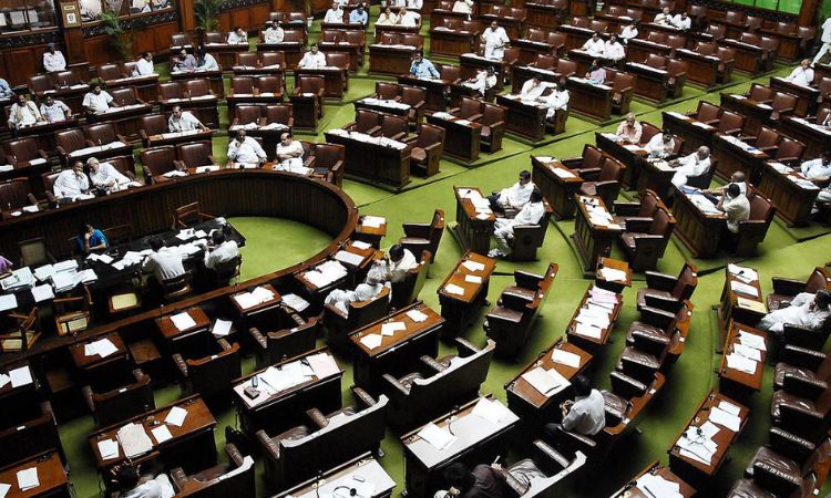 Lok Sabha passes a bill to approve 28% GST