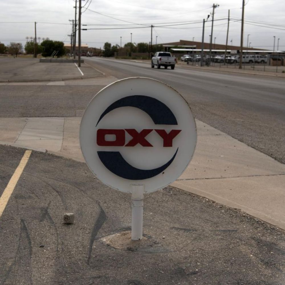 Occidental Petroleum buys Carbon capturing technology supplier Carbon Eng. for $1.1 bn-thumnail