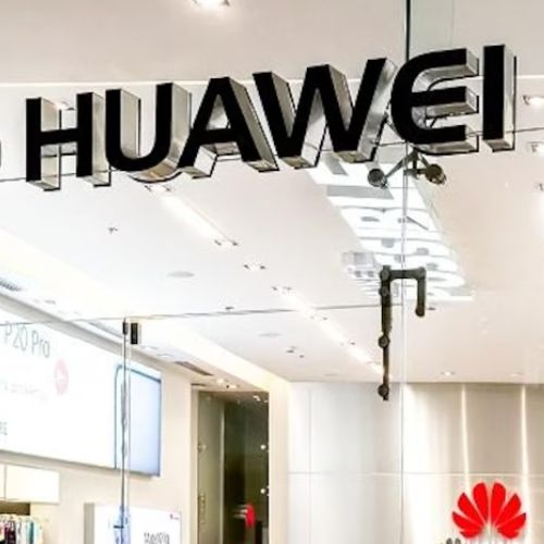 The Huawei product launch event begins with a thanks to China-thumnail