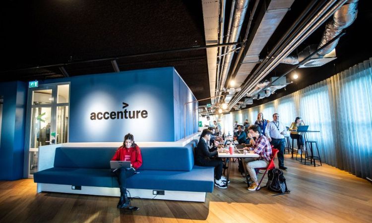 The success story of Accenture