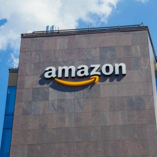 With up to $4 billion investment in Anthropic, Amazon steps up AI race-thumnail