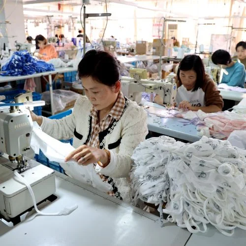 Clothing Manufacturers Are Finding It Difficult To Break Free From China’s Supply Chain-thumnail