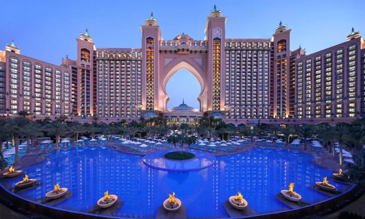 Atlantis Palm Hotel