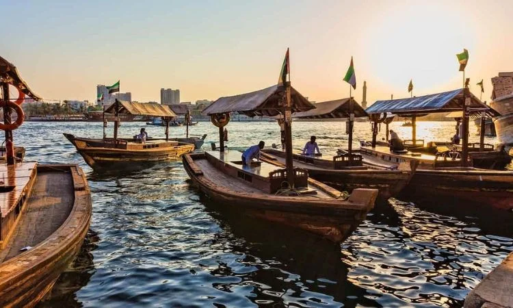 Dubai Abra  