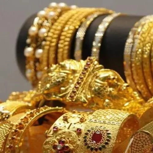 Jewelry Consumption to Grow by 10-12 PC Value-Wise in FY24 Amid a Rise in Gold Prices: Report-thumnail