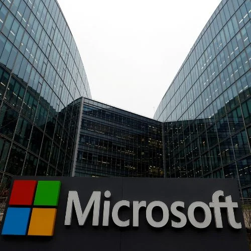 Microsoft Faces Antitrust Action From Google in the UK Cloud Market-thumnail