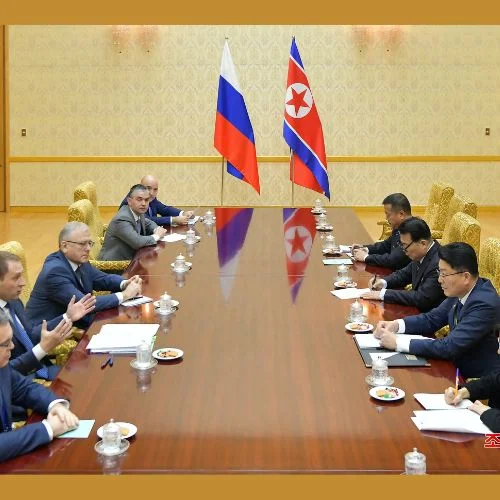 North Korea Hosts a Delegation From Russia to Discuss Economic Cooperation-thumnail