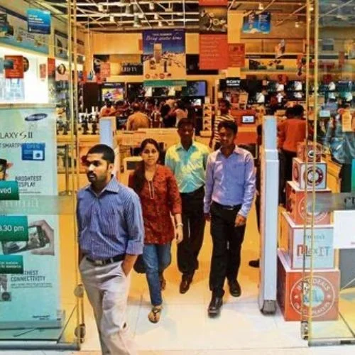Large Retailers Surge Into Tier-II Areas to Tap Customers-thumnail
