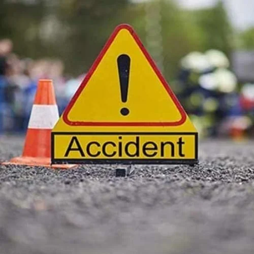 Multiple Passengers Wounded as Buses Collide on Yamuna Expressway -thumnail