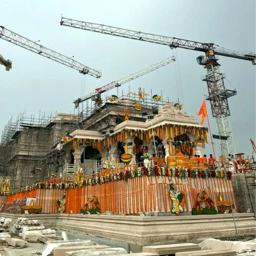 Ram Mandir Consecration: Yogi Adityanath Announces That “100 Chartered Planes Will Land in Ayodhya on 22 January.”-thumnail