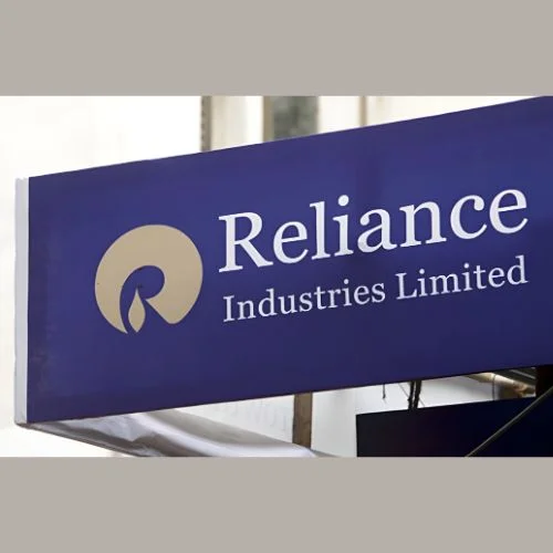 Reliance Industries Hits New Milestone as Market Value Surpasses Rs 19 Lakh Crore-thumnail