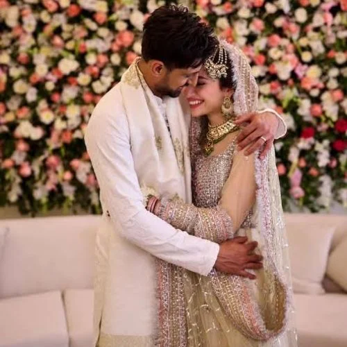Rumours Confirmed: Shoaib Malik Marries Sana Javed After Reports of Split from Sania Mirza-thumnail