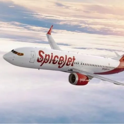 Spicejet Guarantees a Full Reimbursement to Those Stranded in the Mumbai-Bengaluru Flight Bathroom-thumnail