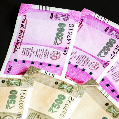 Circulation of Rs. 2000 banknotes drops significantly after announcement of withdrawal, but they remain legal tender-thumnail