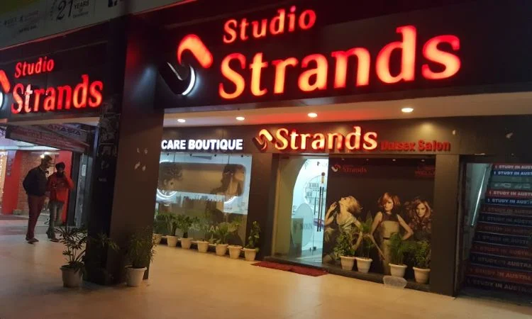 Strands Salon