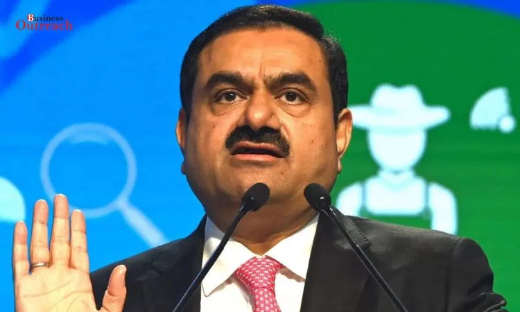 Adani Eyes Paytm