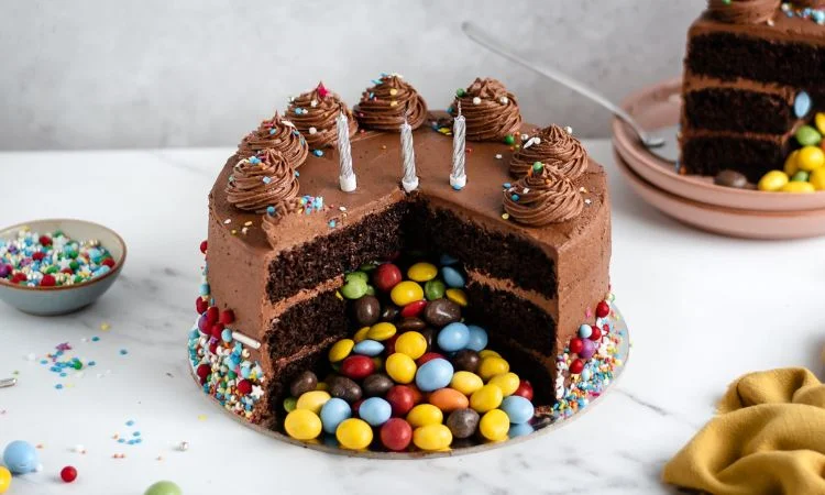 hidden sweetie surprise cake- one of the best birthday cake designs