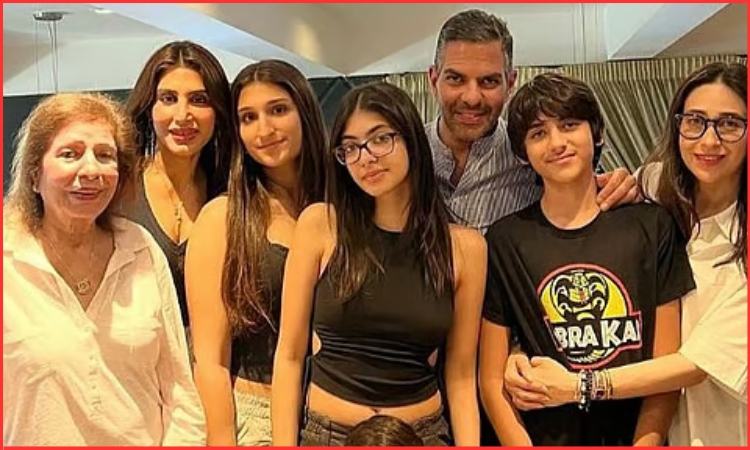 karisma Kapoor family